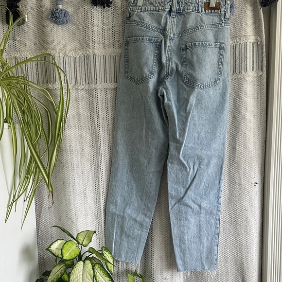 🌸Garage Two-Tone High Rise Jeans - Picture 5 of 13